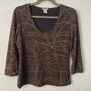 🌟4/$13🌟NICOLA Metallic Gold and Black Knit Top